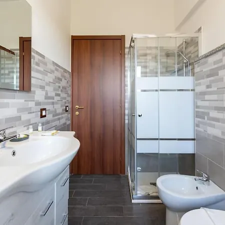 A 100m Dal Tram Gordiani House Apartamento *