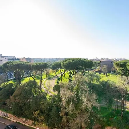 Apartamento A 100m Dal Tram Gordiani House