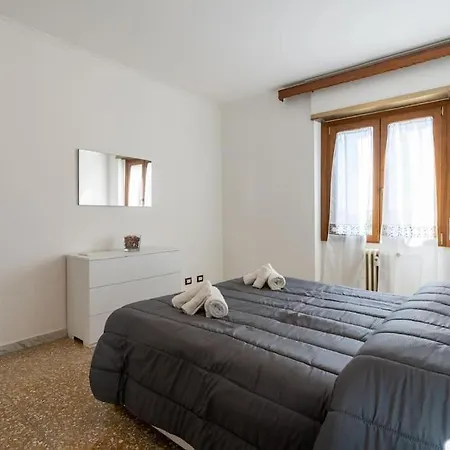 Apartamento A 100m Dal Tram Gordiani House Roma